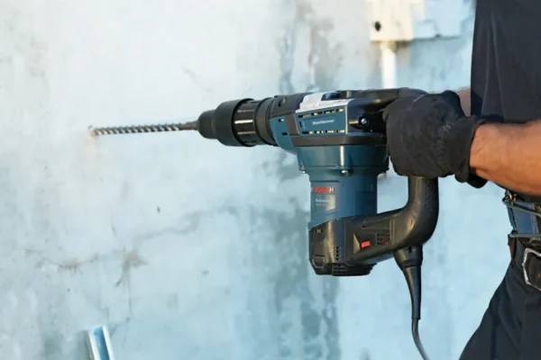 GBH 5-40 D Máy khoan búa kiểu xoay dùng mũi SDS max
