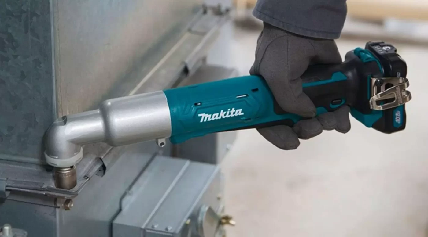 Máy siết bu lông góc dùng pin Makita DTL063Z 18V