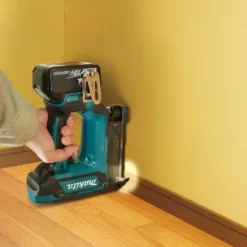 Máy bắn đinh dùng pin 18V Makita DPT353Z