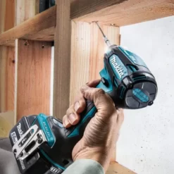 Máy vặn vít dùng pin 18V Makita DTD172Z (không bao gồm pin & sạc)